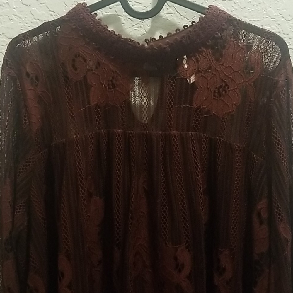 Lace Top - Picture 6 of 7